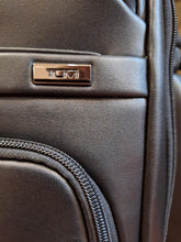 Afbeelding in Gallery-weergave laden, Tumi Alpha brief case black leather Backpack
