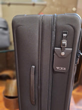 Afbeelding in Gallery-weergave laden, Tumi Alpha Large Dual acc.exp.Checked black