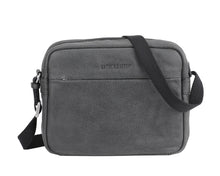 Afbeelding in Gallery-weergave laden, Cristiano destroyed leather messenger bag - Arthur & Aston noir
