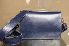 Load image into Gallery viewer, Ann Kurz Perfect Square -shiny Nappa Navy
