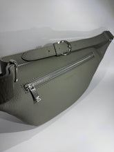 Load image into Gallery viewer, Nathan Baume Large Derby N261-1022 Ritsheup-/Bum Bag Bamboo