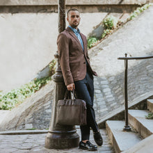Afbeelding in Gallery-weergave laden, Cosmo large leather briefcase - Arthur & Aston SKU: 2409-03-CHAT