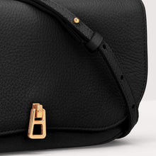 Afbeelding in Gallery-weergave laden, COCCINELLE Crossbody Magie Zwart