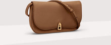 Afbeelding in Gallery-weergave laden, COCCINELLE Crossbody Magie Cognac