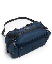 Afbeelding in Gallery-weergave laden, TUMI ALPHA bravo mason duffel navy
