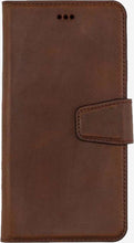 Afbeelding in Gallery-weergave laden, Wachikopa handmade iPhone 13 mini bookcase camel