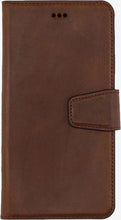 Afbeelding in Gallery-weergave laden, Wachikopa handmade iPhone 13 pro max bookcase camel