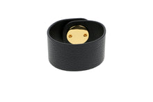 Afbeelding in Gallery-weergave laden, Coccinelle Leather bracelet LIYA
