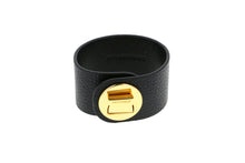 Afbeelding in Gallery-weergave laden, Coccinelle Leather bracelet LIYA
