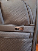 Afbeelding in Gallery-weergave laden, Tumi Alpha large 17"Briefcase Black
