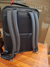 Afbeelding in Gallery-weergave laden, Tumi medium 15"exp.backpack black
