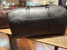 Afbeelding in Gallery-weergave laden, Maverick Black Leather Weekend Bag
