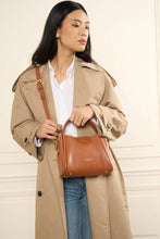 Afbeelding in Gallery-weergave laden, Lancaster Ida Dubbel Kleine handtas Camel
