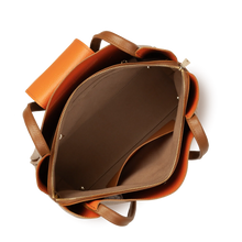 Afbeelding in Gallery-weergave laden, Lancaster Ida Dubbel  Grote schoudertas Camel
