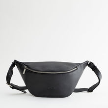 Afbeelding in Gallery-weergave laden, Nathan-Baume Large Derby Black N252 1022
