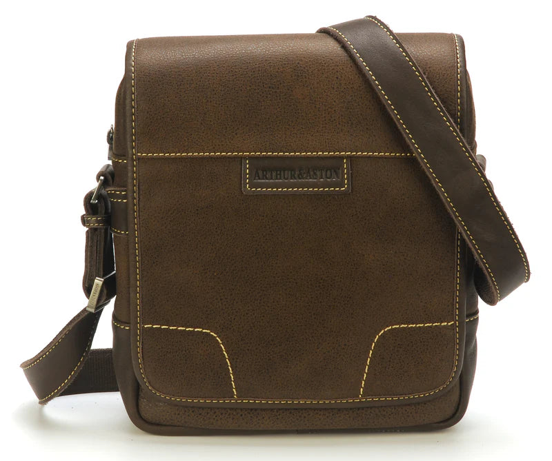 Arthur & Aston Marco leather flap crossbody bag bruin