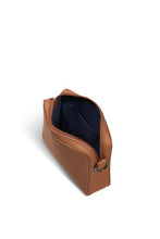 Afbeelding in Gallery-weergave laden, Lipault LOST IN BERLIN CROSSBODY BAG - THE BOX NUTSY NUT
