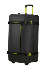 Afbeelding in Gallery-weergave laden, American Tourister URBAN TRACK DUFFLE/WH L COATED BLACK/LIME
