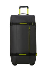 Afbeelding in Gallery-weergave laden, American Tourister URBAN TRACK DUFFLE/WH L COATED BLACK/LIME
