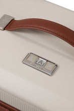 Load image into Gallery viewer, Samsonite IMAGE BEAUTY CASE IVORY
