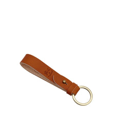 Load image into Gallery viewer, Il Bisonte Keyring in leather color caramel
