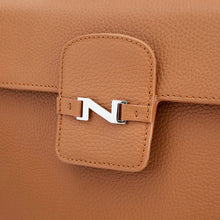 Load image into Gallery viewer, Nathan-Baume Duras Ines Setter N2522001
