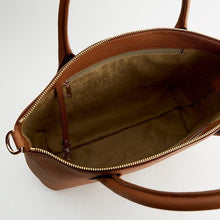 Afbeelding in Gallery-weergave laden, Nathan Baume Victoria TINY Andorre
