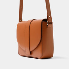 Load image into Gallery viewer, Ann Kurz  Satchel - Nappa Cuero
