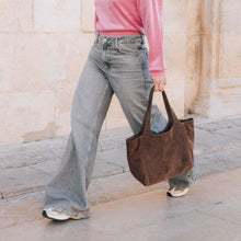 Load image into Gallery viewer, Ann Kurz  Shoulder Shopper - Mix  Suede Fango
