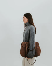 Load image into Gallery viewer, Ann Kurz handtas The Greatest Shopper - Suede Fango
