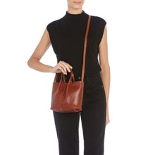 Load image into Gallery viewer, IL Bisonte NINA CROSSBODY Sepia
