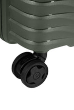 Load image into Gallery viewer, SAMSONITE UPSCAPE SPINNER 55/20 EXP CLIMBING IVY
